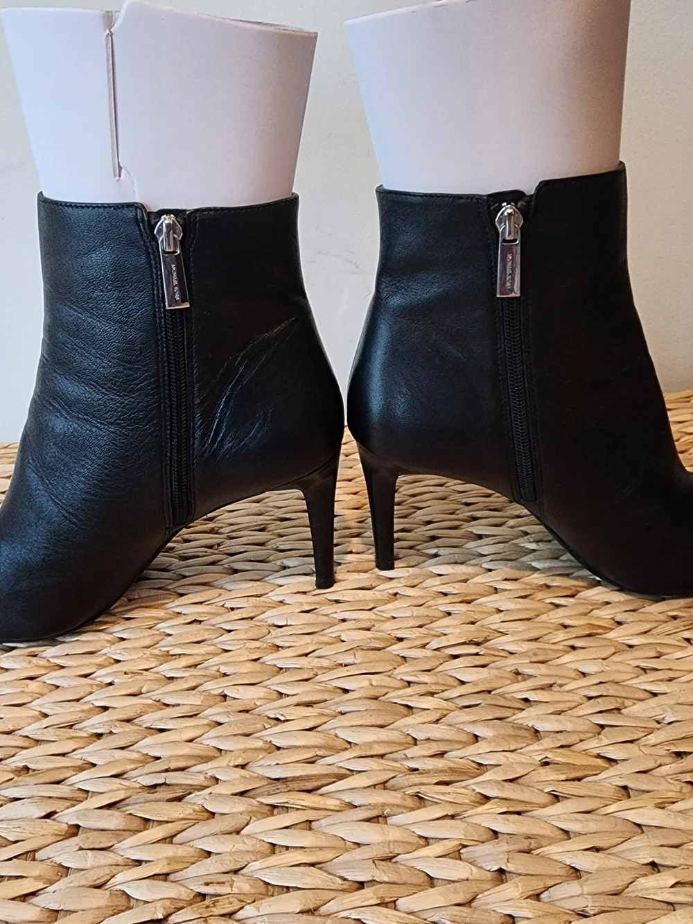 Michael Kors Alina Flex Booties/Boots (8M)